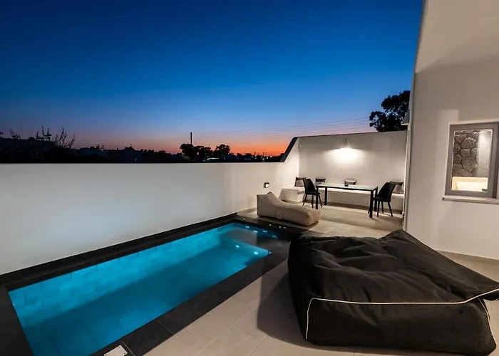 Filoxenia Luxury Villas