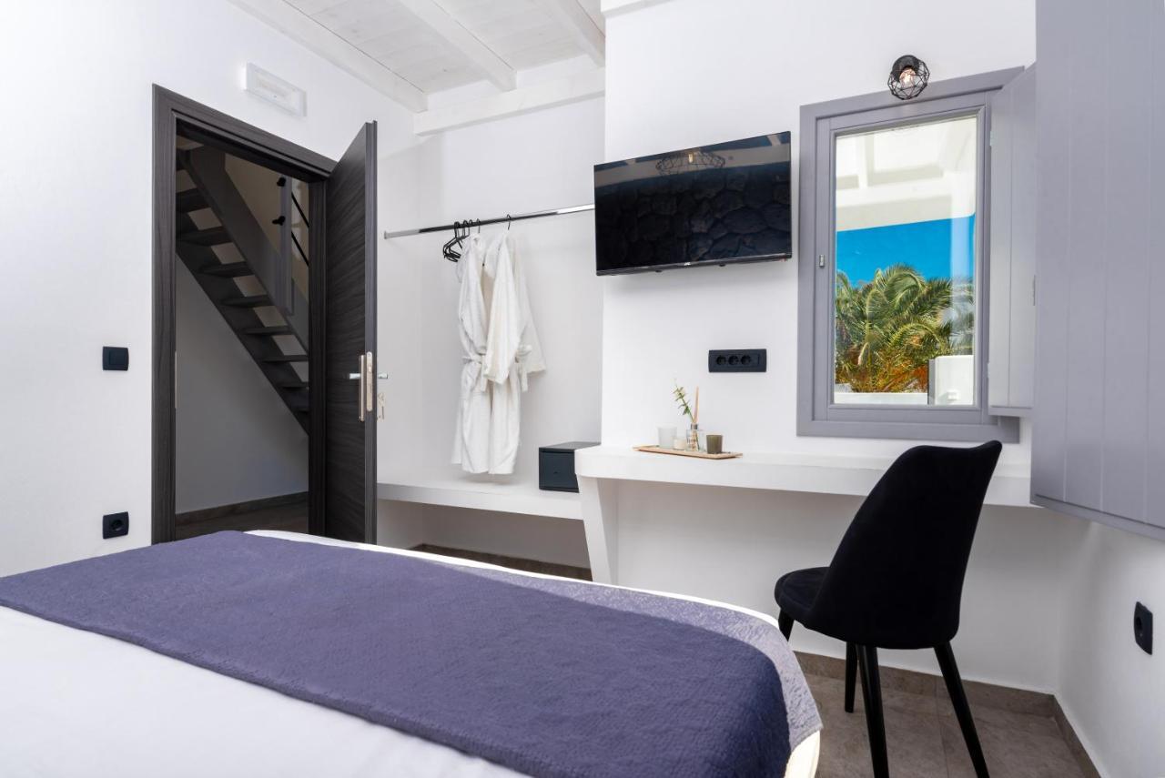 Villa Filoxenia Luxury Perissa (Santorini)