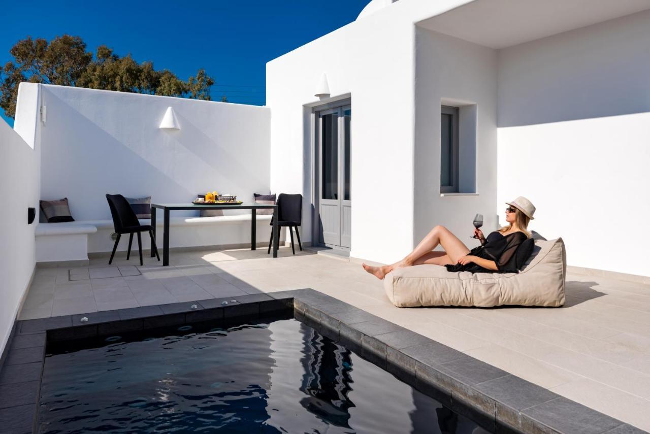 Filoxenia Luxury Perissa (Santorini)